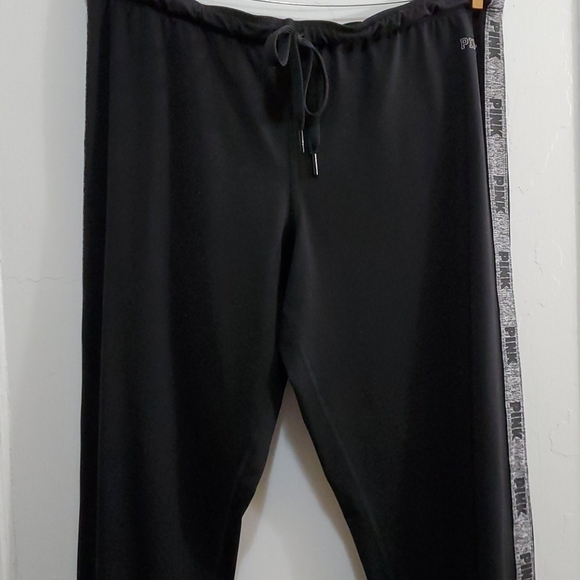 PINK Victoria's Secret Pants - PINK Victoria's Secret leggings